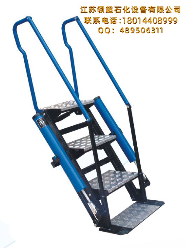 廣東中山客戶定制的折疊梯活動梯(簡易梯三步梯四步梯五步梯側裝梯)已發貨(1) 廣東中山客戶定制的折疊梯活動梯(簡易梯三步梯四步梯五步梯側裝梯)已發貨(1)