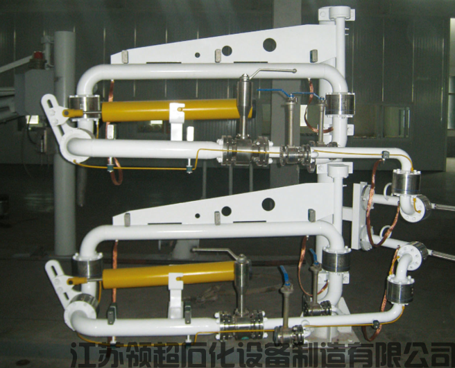 新疆阿克蘇客戶定制采購的一批乙烯低溫裝卸臂(低溫鶴管)已通過物流發往使用現場(圖1) 新疆阿克蘇客戶定制采購的一批乙烯低溫裝卸臂(低溫鶴管)已通過物流發往使用現場(1)