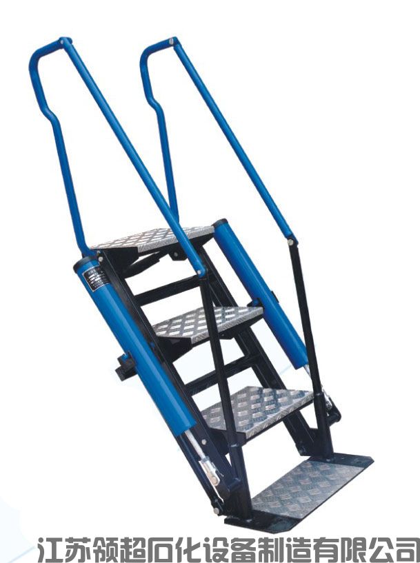 河北保定客戶定制采購的一批折疊式活動梯已通過物流發往使用現場(1) 河北保定客戶定制采購的一批折疊式活動梯已通過物流發往使用現場(1)